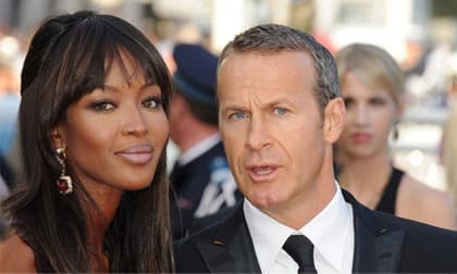 Sau 7 năm chia tay, Naomi Campbell bị tình cũ tỷ phú đệ đơn kiện đòi món nợ 70 tỷ đồng