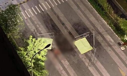 2 người cùng rơi từ tầng cao chung cư ở Hà Nội xuống đất tử vong tại chỗ