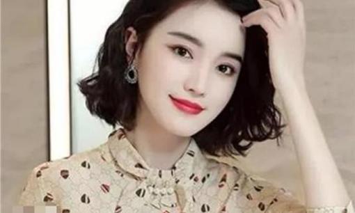 Phụ nữ lớn tuổi nên để 4 kiểu tóc này, đang thịnh hành trong mùa thu năm nay, tôn lên khuôn mặt nhỏ nhắn và vẻ trẻ trung