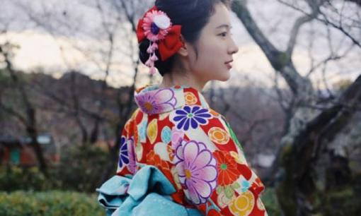 Tại sao người Nhật thích mặc kimono? Bởi vì có một bí mật, đàn ông biết rằng phụ nữ nhút nhát! 