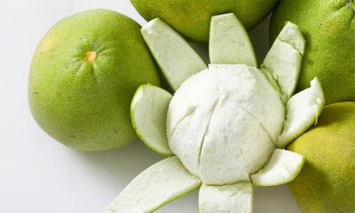 Đừng vội vứt vỏ bưởi sau khi ăn! Đó chính là 'thần dược' của sắc đẹp giúp da mướt, tóc dày