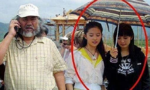 Cô từng là người cầm ô cho Lưu Diệc Phi, 10 năm sau trở thành 'nữ hoàng' và hiện tại là nữ diễn viên hạng nhất trong làng giải trí