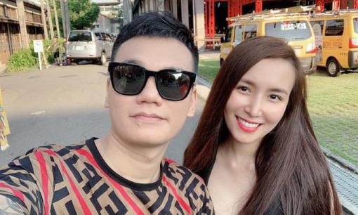 Bà xã nhạc sĩ Khắc Việt hạ sinh đôi trai gái đầu lòng