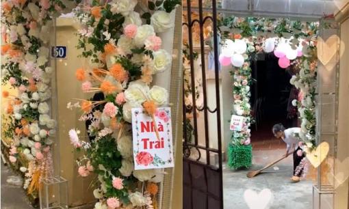 Đám cưới nhà cô dâu - chú rể đối diện nhau qua con đường 1m