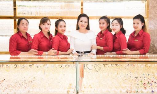 Tiệm vàng Vân Khánh, trao niềm tin bằng giá trị và chất lượng sản phẩm, dịch vụ