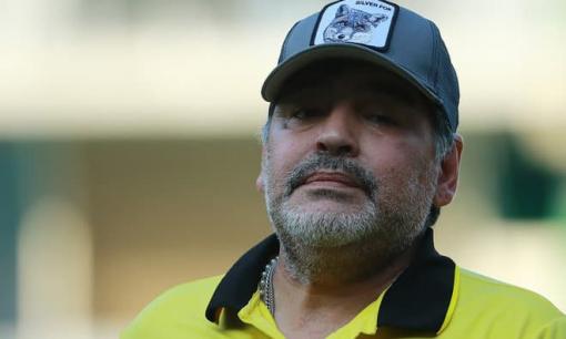 Huyền thoại bóng đá Diego Maradona qua đời ở tuổi 60
