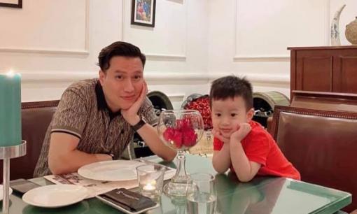 Con trai được bạn gái cùng lớp nắm tay, Việt Anh đưa lời khuyên khiến dân tình 'té ngửa'