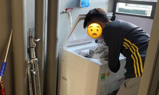 Muốn chồng siêng giặt đồ mà không kêu ca nửa lời, cô vợ chỉ bí quyết cực hiệu nghiệm