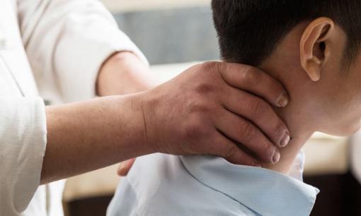 Khám phá nguyên nhân gây cứng cổ, thực hiện 4 điều này, thư giãn cơ và duy trì trạng thái thoải mái