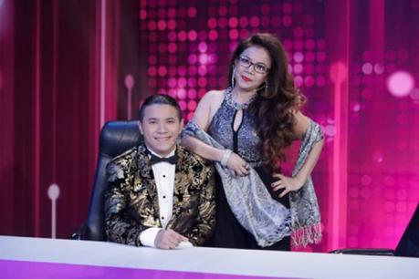 Mẹ Kasim Hoàng Vũ bị hành hung ngay trước mộ ông ngoại, thủ phạm lại chính là người thân