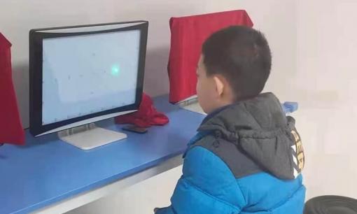 Cận thị ở trẻ em tăng gấp đôi hoặc thậm chí nặng hơn vào mùa đông, lý do là gì? 