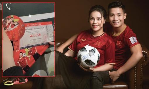 Bùi Tiến Dũng - Khánh Linh tiết lộ thiệp cưới được thiết kế độc đáo, mang đậm phong cách cầu thủ 