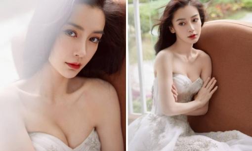 Mặc tiết trời lạnh cóng, Angelababy chơi trội khoe trọn vòng một căng đầy gợi cảm