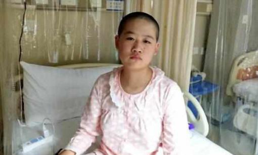 Mắc phải căn bệnh quái ác, cô bé mới 11 tuổi phải dùng thuốc tránh thai mỗi ngày