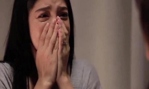 Biết được lý do nhà gái hoãn ngày cưới, mẹ tôi mang 5 cây vàng sang thương lượng và phản ứng của bố người yêu khiến tôi choáng váng