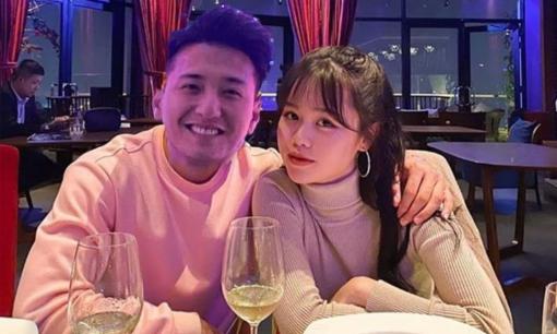 Ngồi im vẫn bị diễn viên Huỳnh Anh 'nhắc khéo', bạn gái cũ Quang Hải nhanh chóng có động thái 'cà khịa' lại