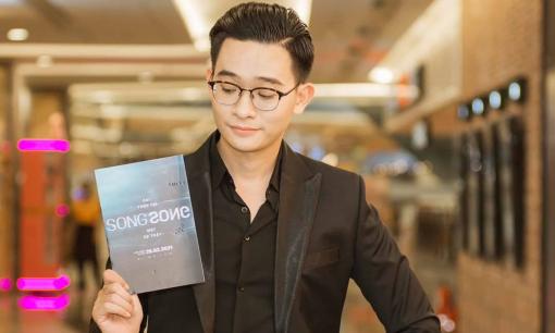 MC Quang Huy được khen vì quá chuyên nghiệp trong lối ứng xử lý tình huống sự cố đi trễ của diễn viên Nhã Phương