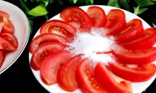 Bật mí công thức làm cà chua trộn đường siêu độc đáo, thơm ngon 'ăn là nghiền'