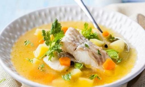 Khi nấu canh cá, bạn nên tránh sử dụng gia vị này nếu không muốn món ăn trở nên tanh, mất vị