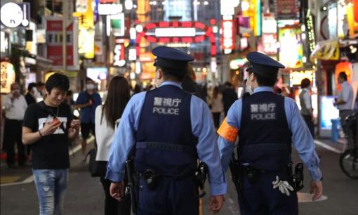 Người phụ nữ giấu xác mẹ trong tủ đông suốt 10 năm