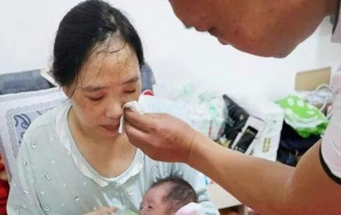 Trong thời gian mang thai, chồng làm được 5 điều này chứng tỏ là một người chồng đủ tư cách, bạn phải trân trọng