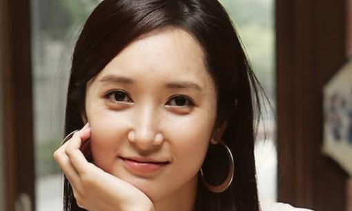 Nữ diễn viên 'Cô dâu 15 tuổi' qua đời ở tuổi 44 vì bệnh ung thư