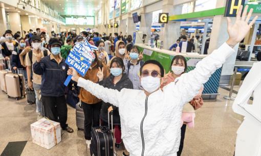Wowy, Karik, Lăng LD - Ba đại sứ cùng dàn sao “mang Tết về nhà” xuân này