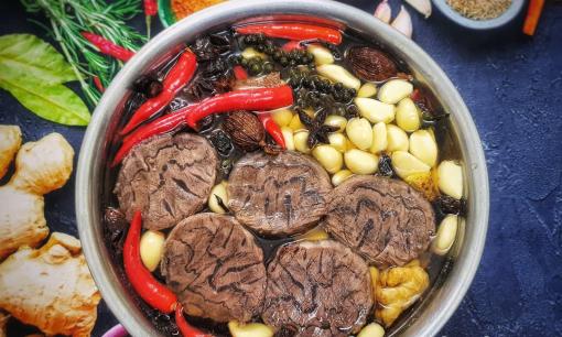 'Mẹ đảm' bật mí công thức làm bắp bò ngâm ngũ vị đơn giản mà ngon, hội chị em đua nhau học theo