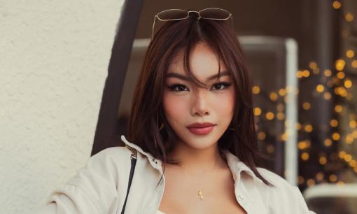 Vũ Thảo My: 'Bố mẹ đã hối tôi lấy chồng, vì ở tuổi tôi, mẹ đã đã sinh anh trai tôi'