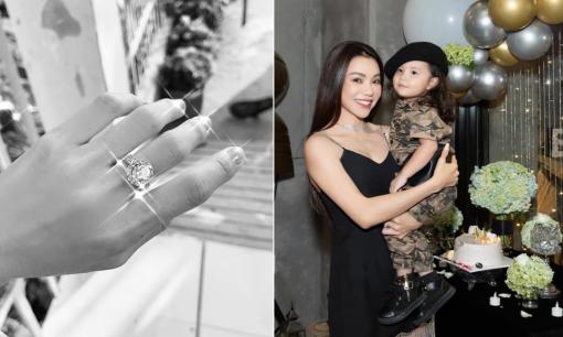 'Mẹ đơn thân' Trà Ngọc Hằng khoe nhẫn kim cương cỡ lớn, fan hối: 'Cưới luôn chị ơi'