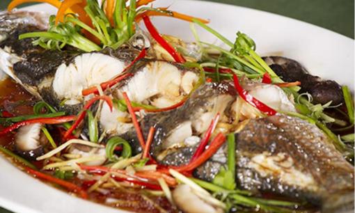 Công thức chuẩn làm món cá hấp xì dầu và mẹo khử sạch mùi tanh giúp món ăn thơm ngon hơn