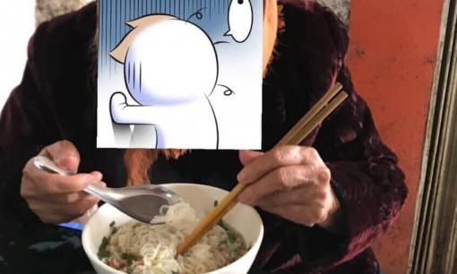 Con gái bất lực khi thấy cảnh mẹ già không ai nhận nuôi, 3 anh trai chỉ lo giành đất