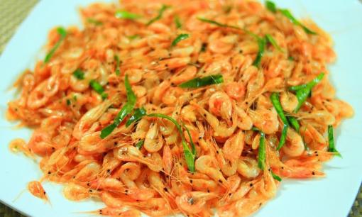 Rang tôm ai cũng biết nhưng làm sao để món này thơm ngon hơn đừng quên tham khảo mẹo nấu và cho thêm thứ nguyên liệu này