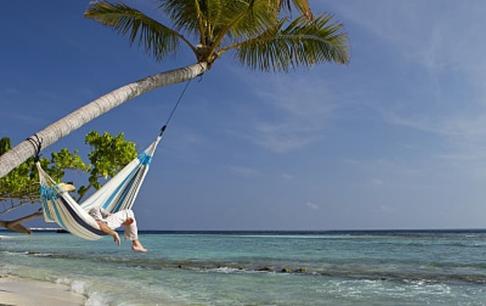 Ba con giáp nữ vất vả nhất, giàu có mà miễn cưỡng chi tiêu, cả đời không được hưởng phúc, cả đời làm lụng vất vả