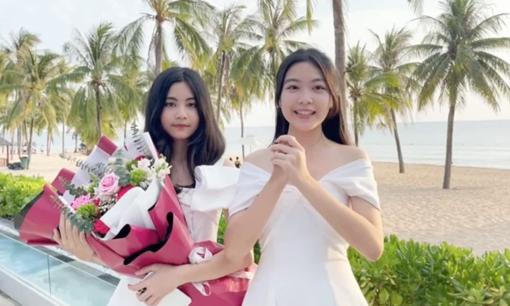 Không chỉ sở hữu nhan sắc Hoa hậu, Lọ Lem nhà MC Quyền Linh còn khiến dân tình 'phát sốt' vì giọng nói quá dễ thương