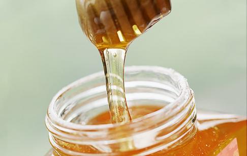 Ăn mật ong như thế nào là đúng cách? Làm thế nào để ăn mật ong tốt? Bạn có ăn đúng không?