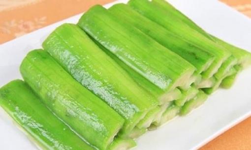 Trong vòng một tiếng đồng hồ sau khi ăn mướp nhớ không được động vào hai loại thức ăn, đó là điều cấm kỵ lớn, bây giờ biết cũng chưa muộn