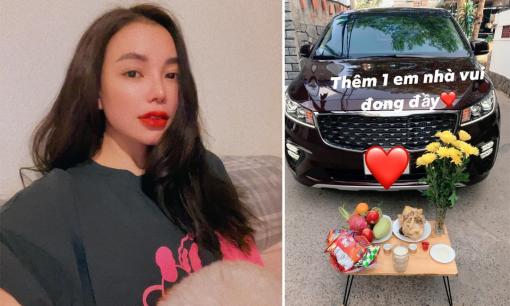 Trà Ngọc Hằng tậu thêm xe vào bộ sưu tập xế hộp