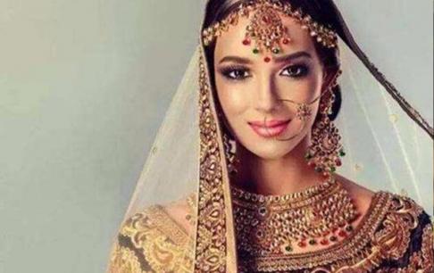 Tại sao bạn không nên bắt chuyện khi bạn gặp một người phụ nữ đeo khuyên mũi ở Ấn Độ? 