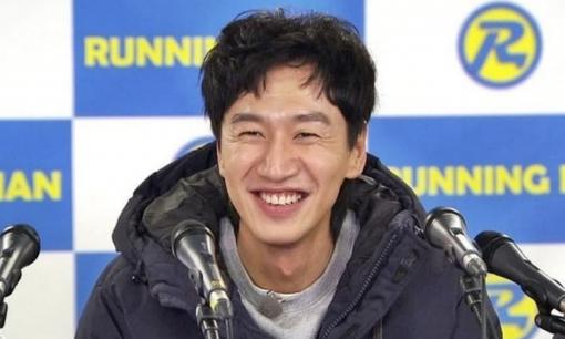 'Hươu cao cổ' Lee Kwang Soo rời Running Man, vấn đề sức khỏe thế nào mà phải ra đi sau 11 năm gắn bó?