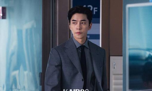 Ác nhân của 'Vì sao đưa anh tới' mắc COVID-19 