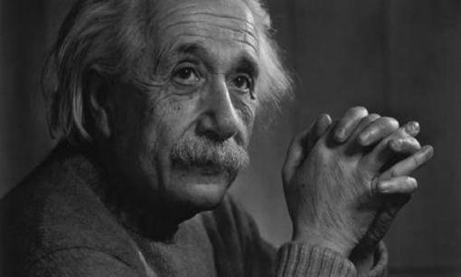 Bốn thiên tài được thế giới công nhận, Hawking là người đứng cuối cùng, Einstein thứ hai và đây là người đứng đầu