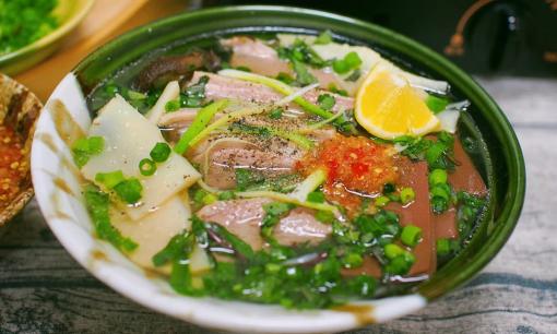 Mẹo khử mùi hôi của vịt để làm món bún măng vịt siêu ngon