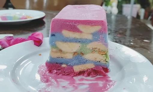 Học ngay cách làm kem chuối phiên bản 'bảy sắc cầu vồng', màu đẹp, ăn vào còn mê hơn 