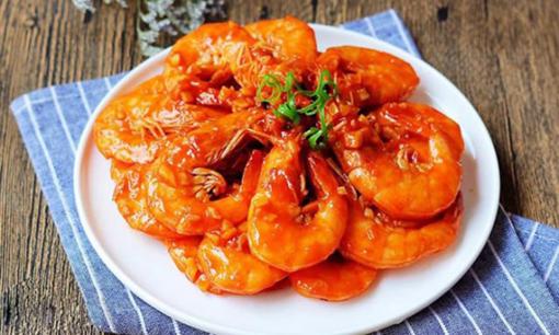 Tôm rim đường hay nước cốt dừa đã quá cũ, hãy thử cách nấu cùng sữa Ông Thọ để món ăn thêm hấp dẫn