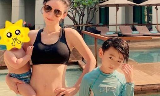 Tiết lộ ngoại hình con trai út Trương Bá Chi, còn đẹp trai hơn con cả và con thứ hai, cư dân mạng ẩn ý: 'Nhìn nét quen lắm'