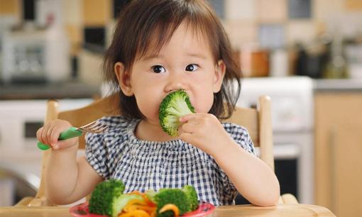 Những vấn đề dinh dưỡng có thể khiến con thấp còi