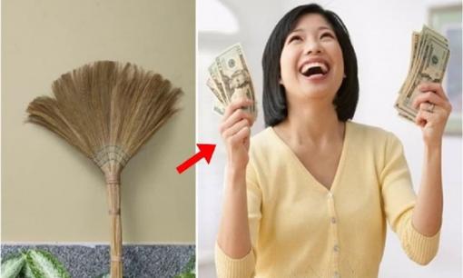 Đặt chổi đúng vị trí này, gia chủ nghèo đến mấy cũng nhanh chóng đổi đời