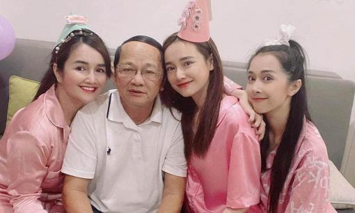 Chị em Nhã Phương lâu ngày hội ngộ, hóa ra nhan sắc cực phẩm đều thừa hưởng từ nhân vật quyền lực này 