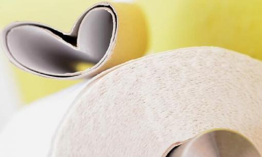 Loại nào tốt hơn, giấy vệ sinh trắng hay vàng? Còn có loại giấy vệ sinh 'bẩn nhất đời' nhiều người vẫn thường dùng